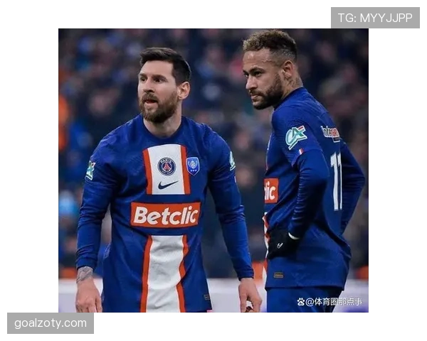 内马尔与梅西前场球权分配分化：个人突破驱动与体系协同的进攻逻辑差异