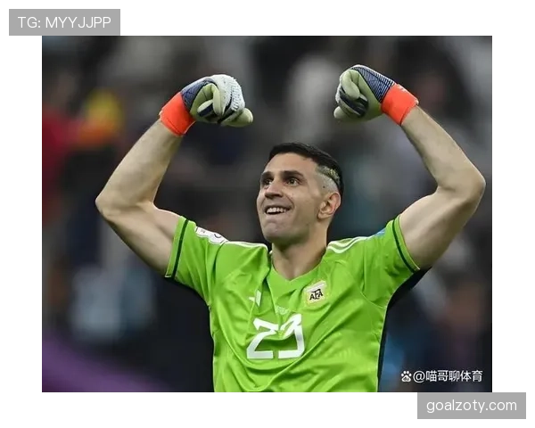 桑乔盘带撕裂对手防线，本赛季较赛季初更像前锋